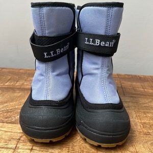 Kids LL Bean snow boots 9